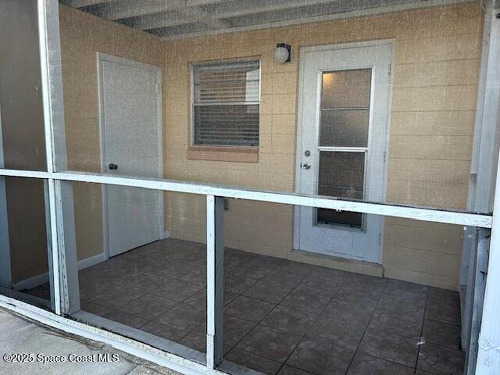 380 N Brevard Avenue, Cocoa Beach, FL 32931