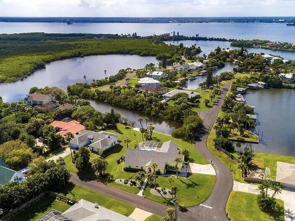 5080 Seiler Street, Melbourne Beach, FL 32951