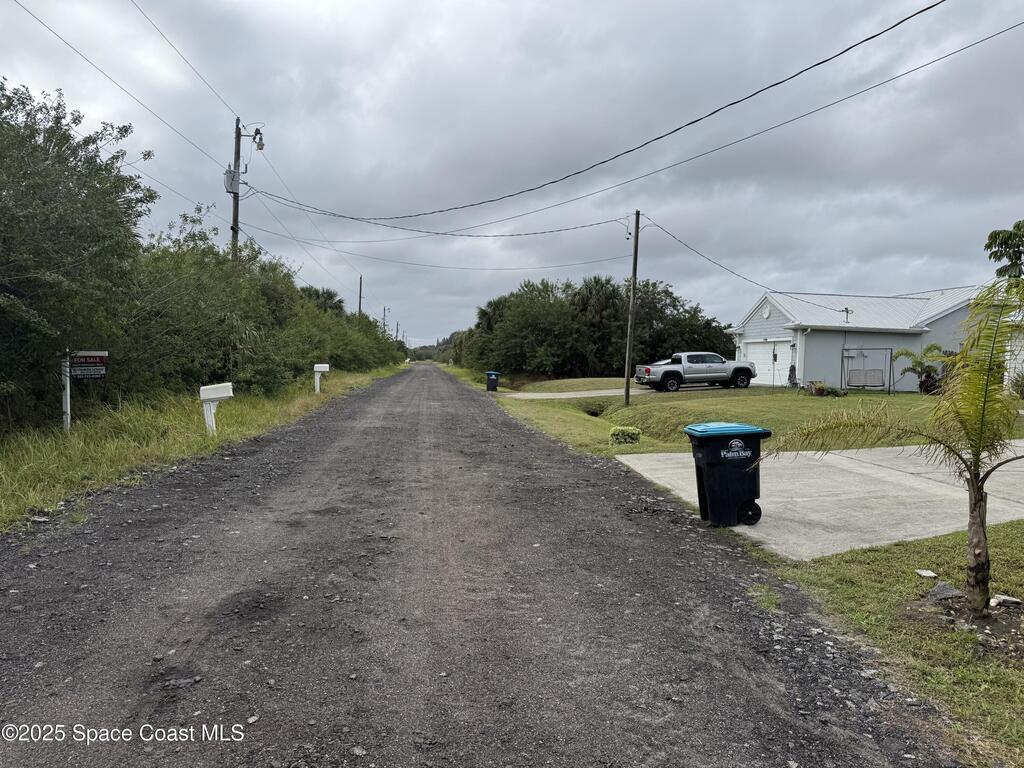 2117 Begonia Avenue, Palm Bay, FL 32908