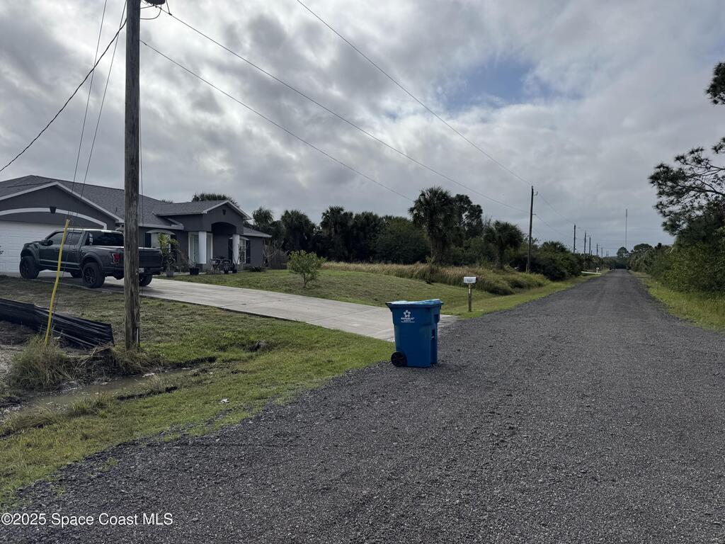 600 Yardley Street, Palm Bay, FL 32908