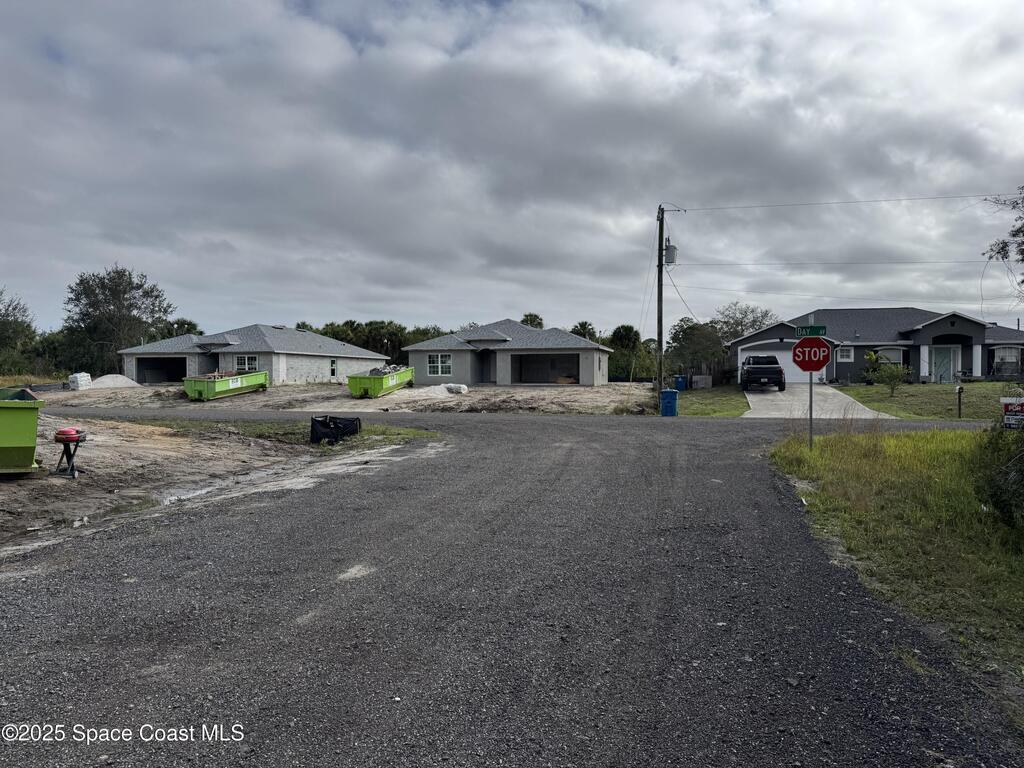 600 Yardley Street, Palm Bay, FL 32908