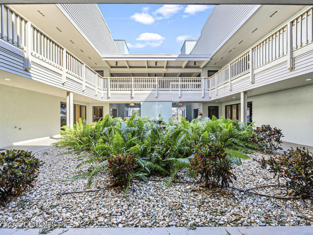 700 N Wickham Road, Melbourne, FL 32935