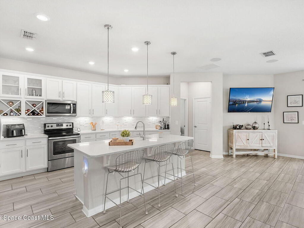 1642 Orsi Place, West Melbourne, FL 32904