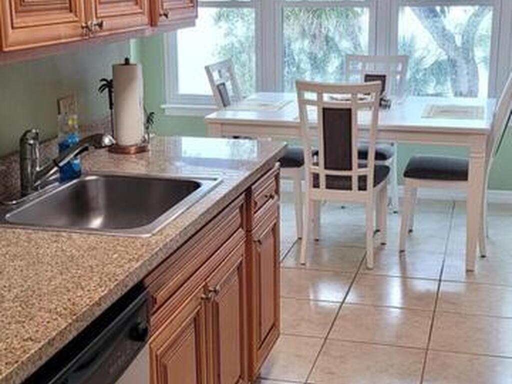 225 S Tropical Trail, Merritt Island, FL 32952