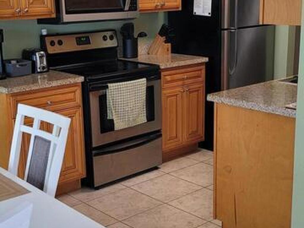 225 S Tropical Trail, Merritt Island, FL 32952