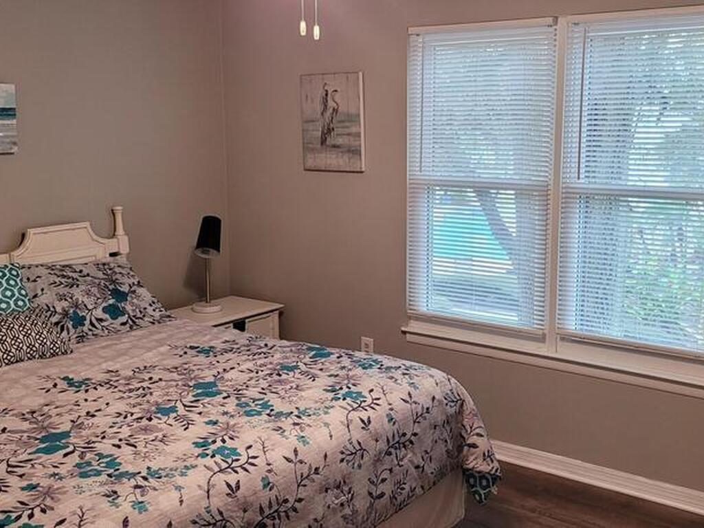 225 S Tropical Trail, Merritt Island, FL 32952