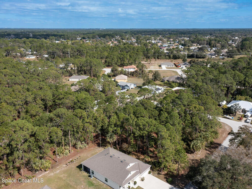 1450 Hanscom Road, Palm Bay, FL 32908