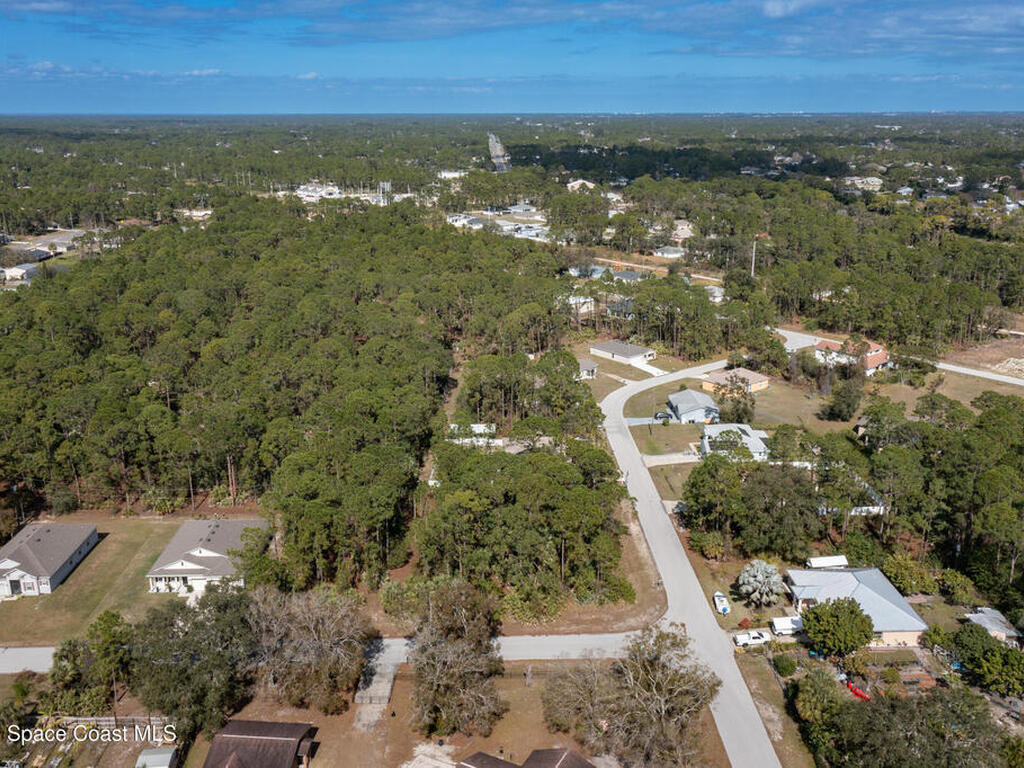 1450 Hanscom Road, Palm Bay, FL 32908