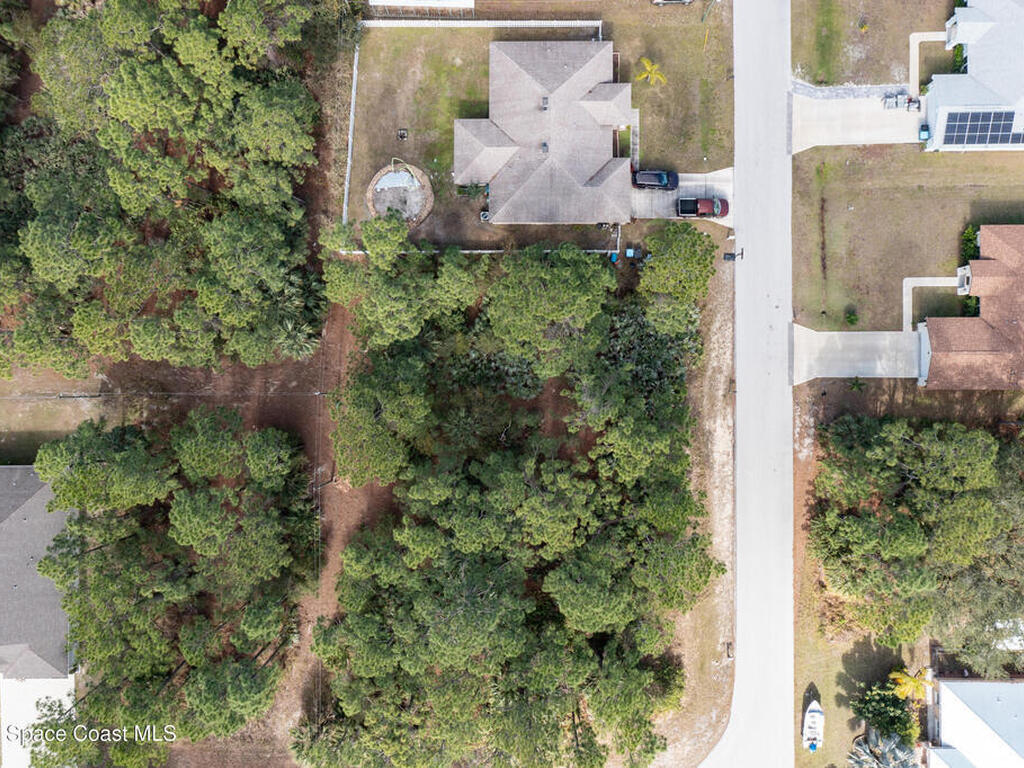 1450 Hanscom Road, Palm Bay, FL 32908