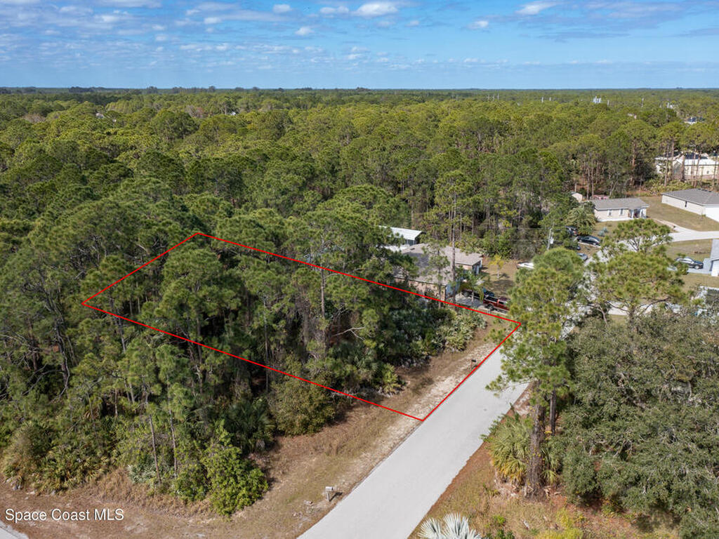1450 Hanscom Road, Palm Bay, FL 32908