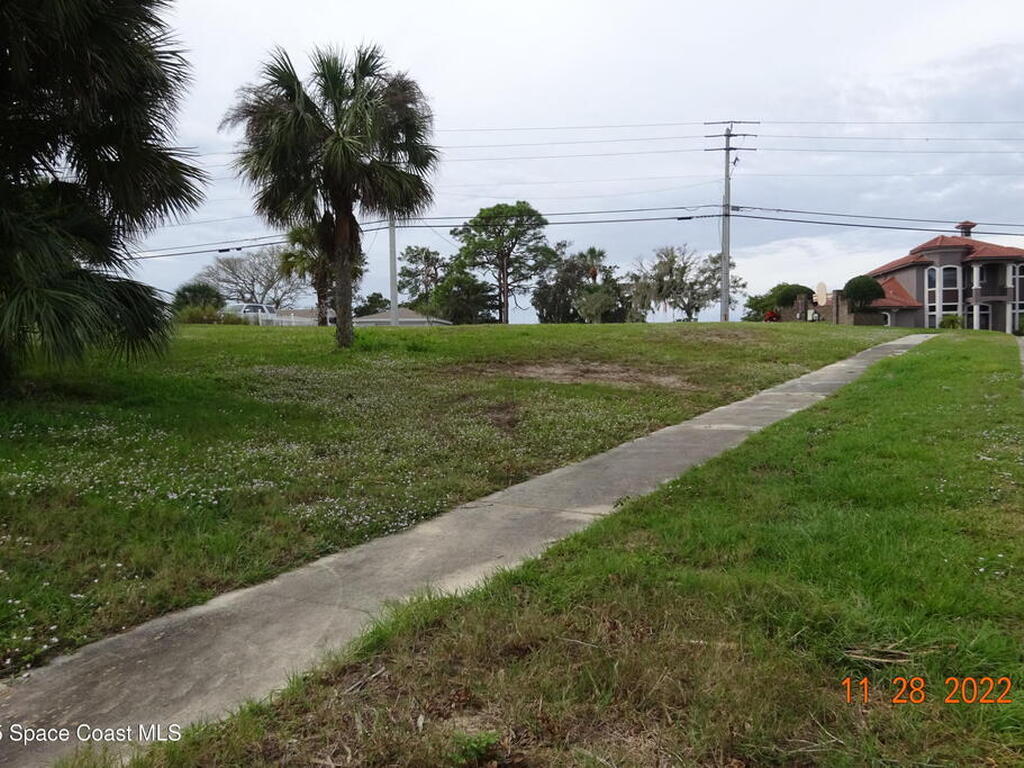 501 Hidden Hollow Drive, Merritt Island, FL 32952