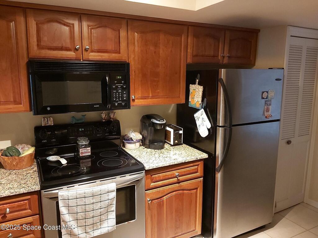 530 S Brevard Avenue, Cocoa Beach, FL 32931