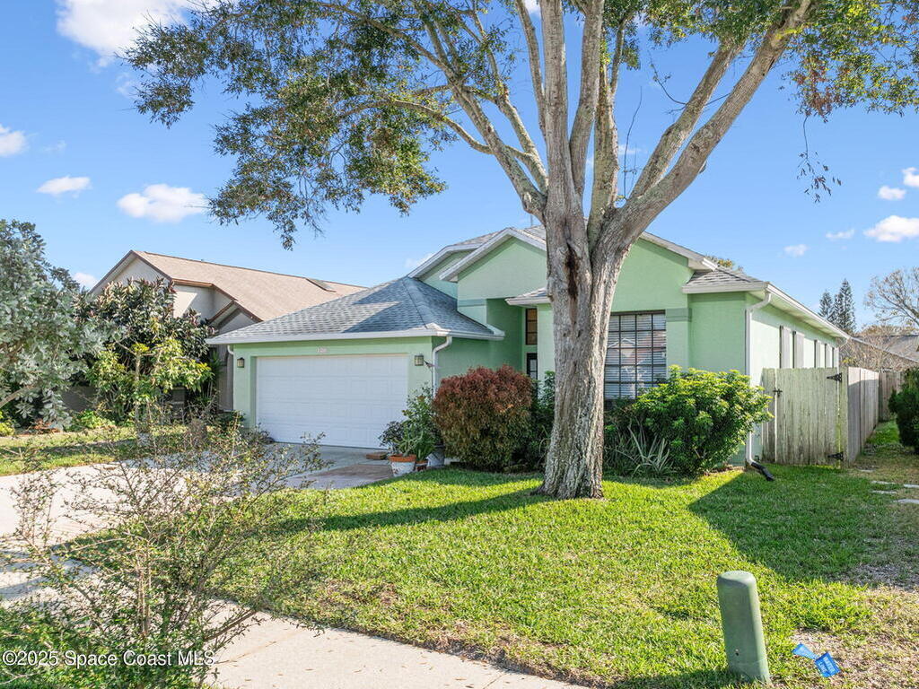 2982 Pebble Creek Street, Melbourne, FL 32935