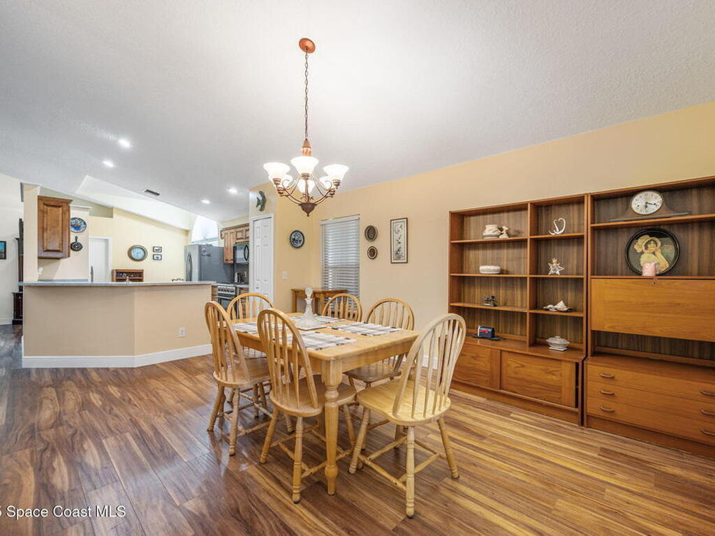 2982 Pebble Creek Street, Melbourne, FL 32935