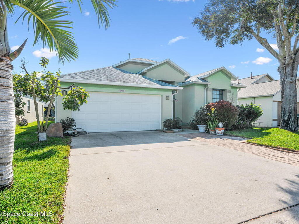 2982 Pebble Creek Street, Melbourne, FL 32935