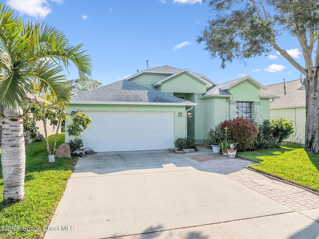 2982 Pebble Creek Street, Melbourne, FL 32935