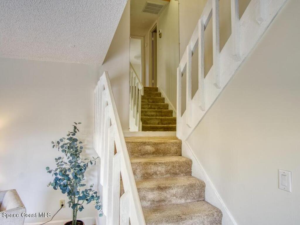 3711 Vista Oaks Circle, Palm Bay, FL 32905