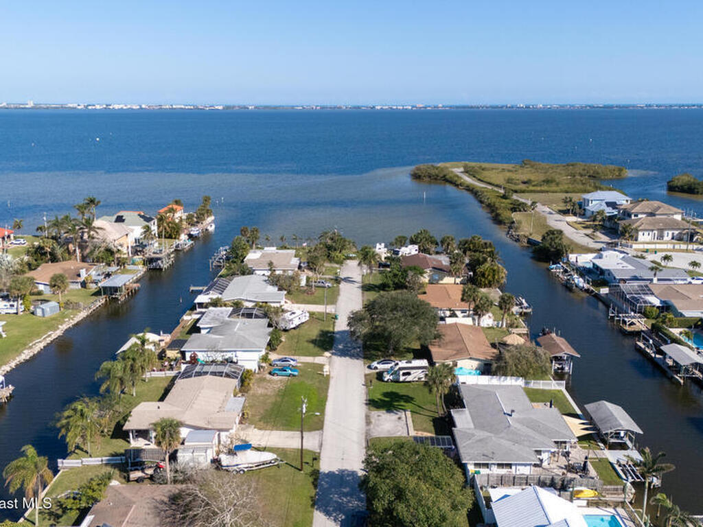 1707 Harbor Drive, Merritt Island, FL 32952