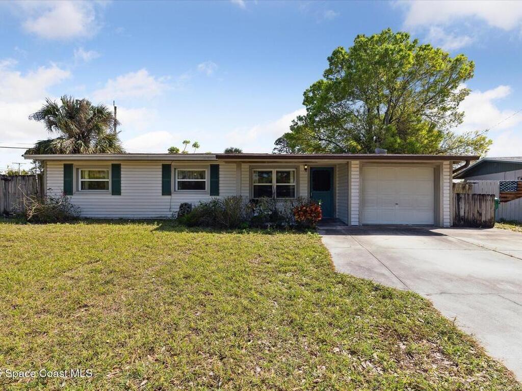 185 Moore Avenue, Merritt Island, FL 32952