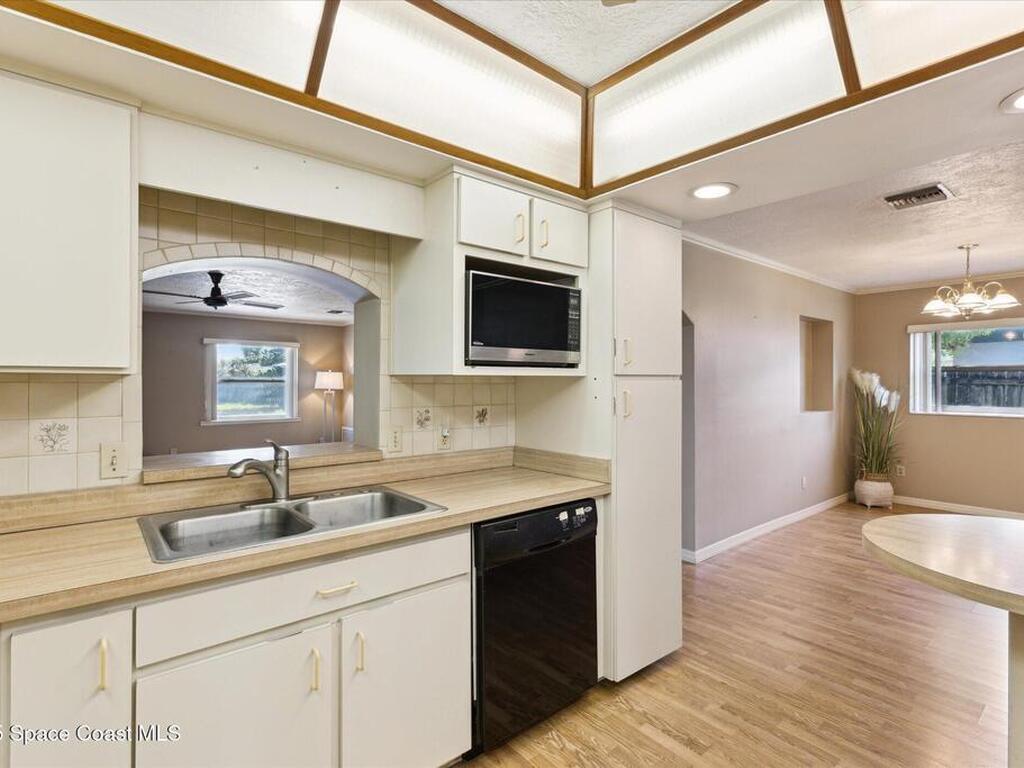 185 Moore Avenue, Merritt Island, FL 32952