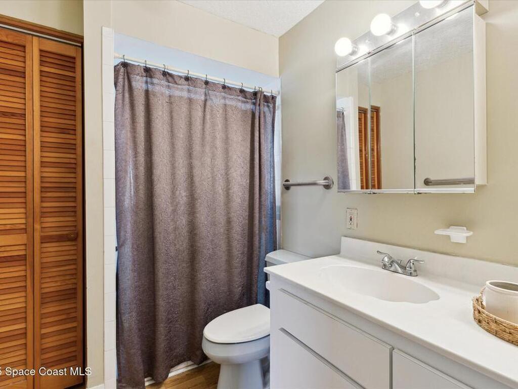 185 Moore Avenue, Merritt Island, FL 32952