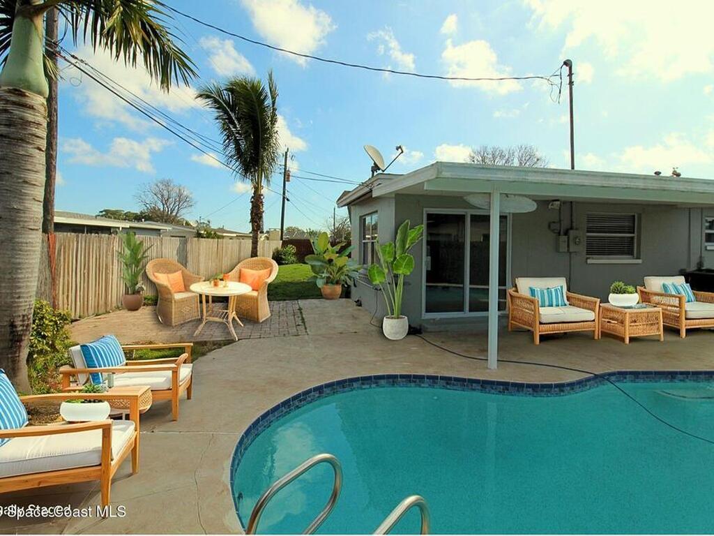 290 Eyre Avenue, Merritt Island, FL 32953