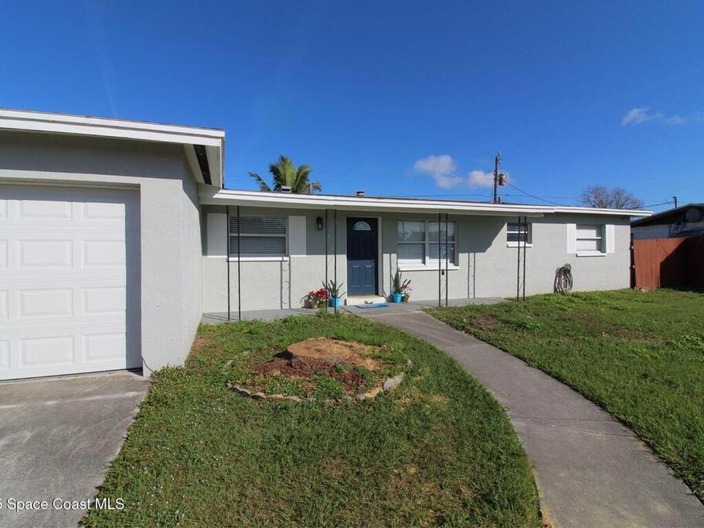 290 Eyre Avenue, Merritt Island, FL 32953