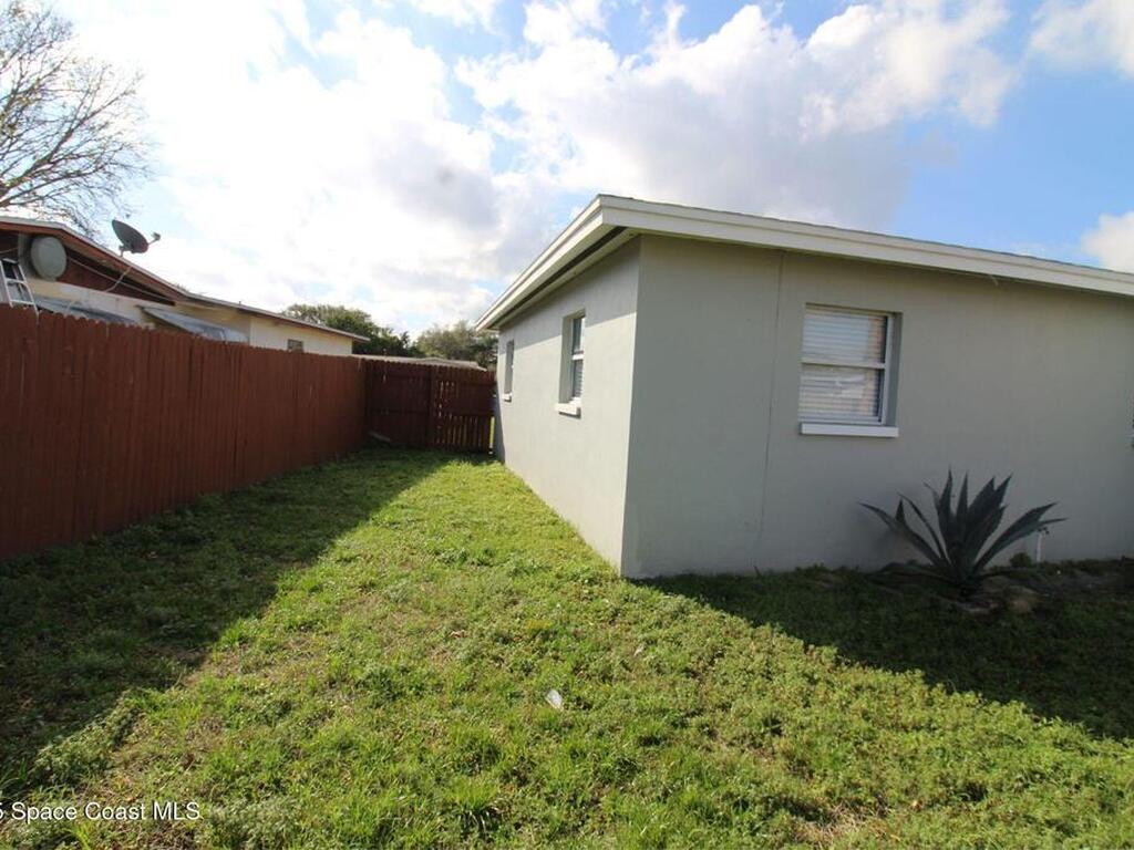 290 Eyre Avenue, Merritt Island, FL 32953