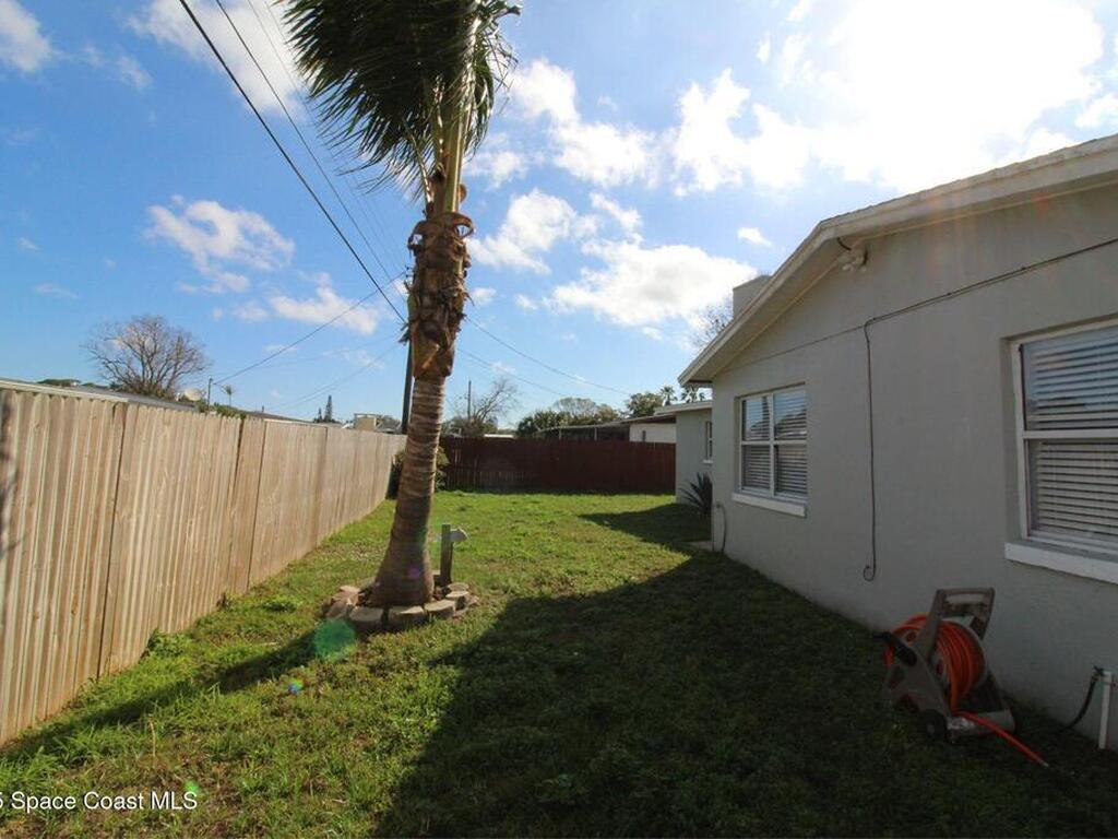 290 Eyre Avenue, Merritt Island, FL 32953