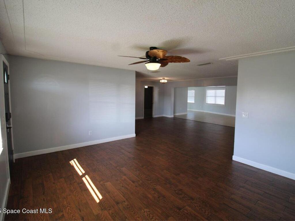 290 Eyre Avenue, Merritt Island, FL 32953