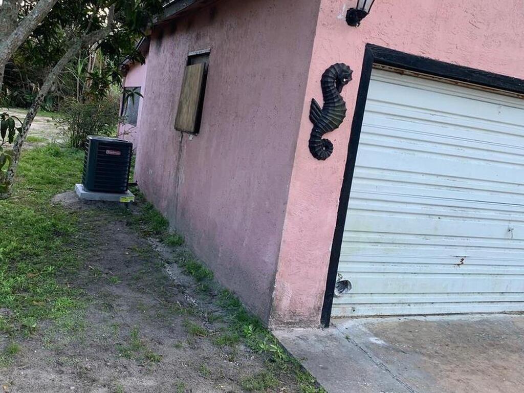 811 Calloway Lane, Melbourne, FL 32901