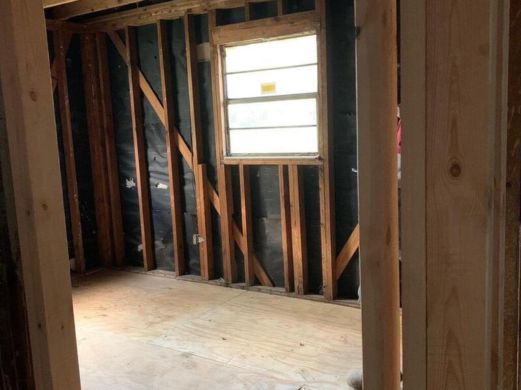 811 Calloway Lane, Melbourne, FL 32901