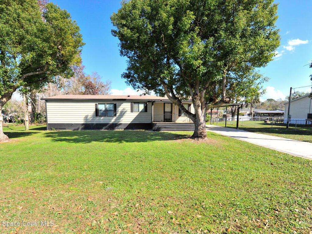 55726 Keith Street, Astor, FL 32102