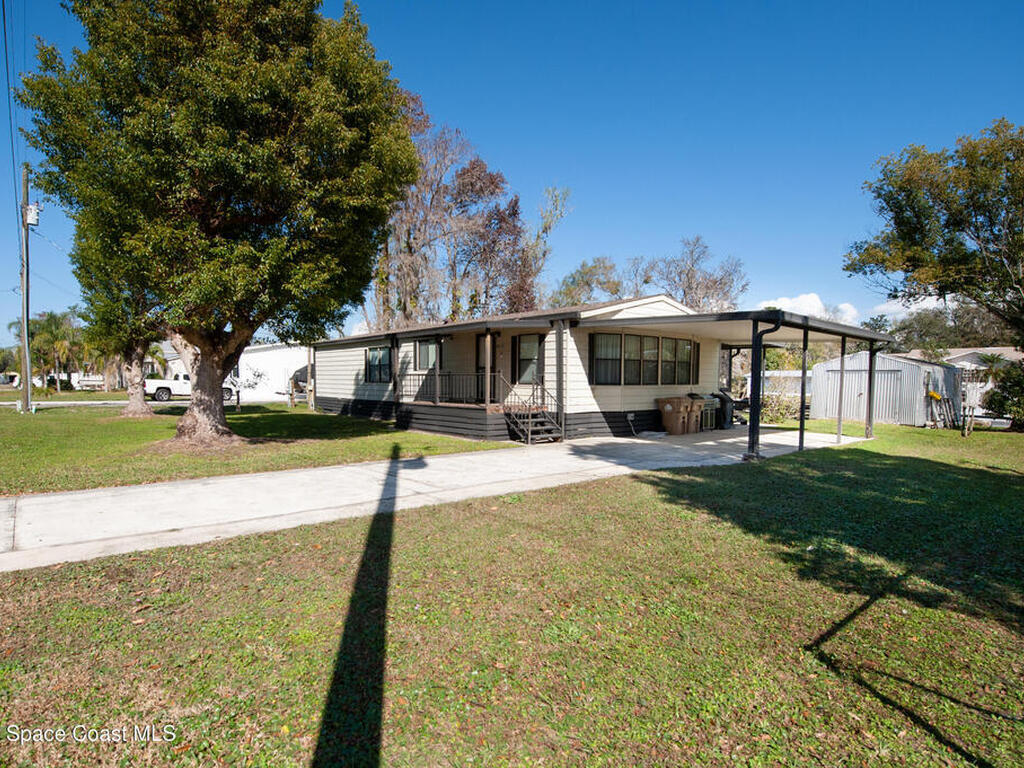 55726 Keith Street, Astor, FL 32102