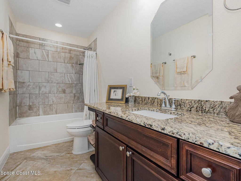 1872 Freedom Drive, Melbourne, FL 32940