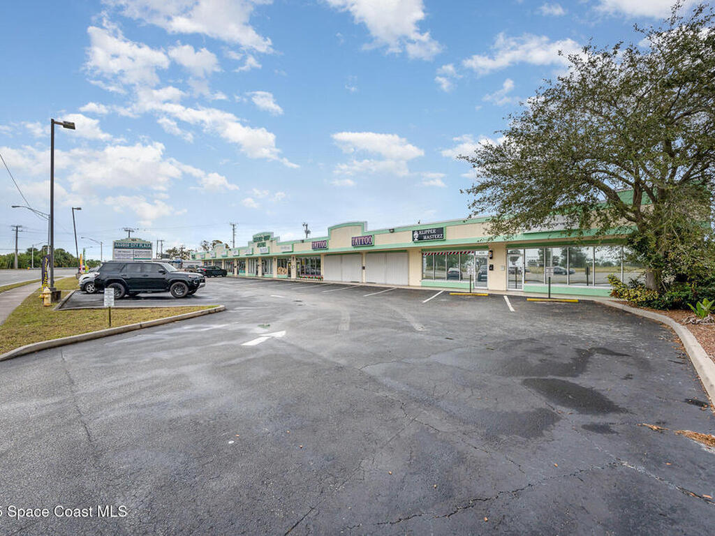 424` N Harbor City Boulevard, Melbourne, FL 32935