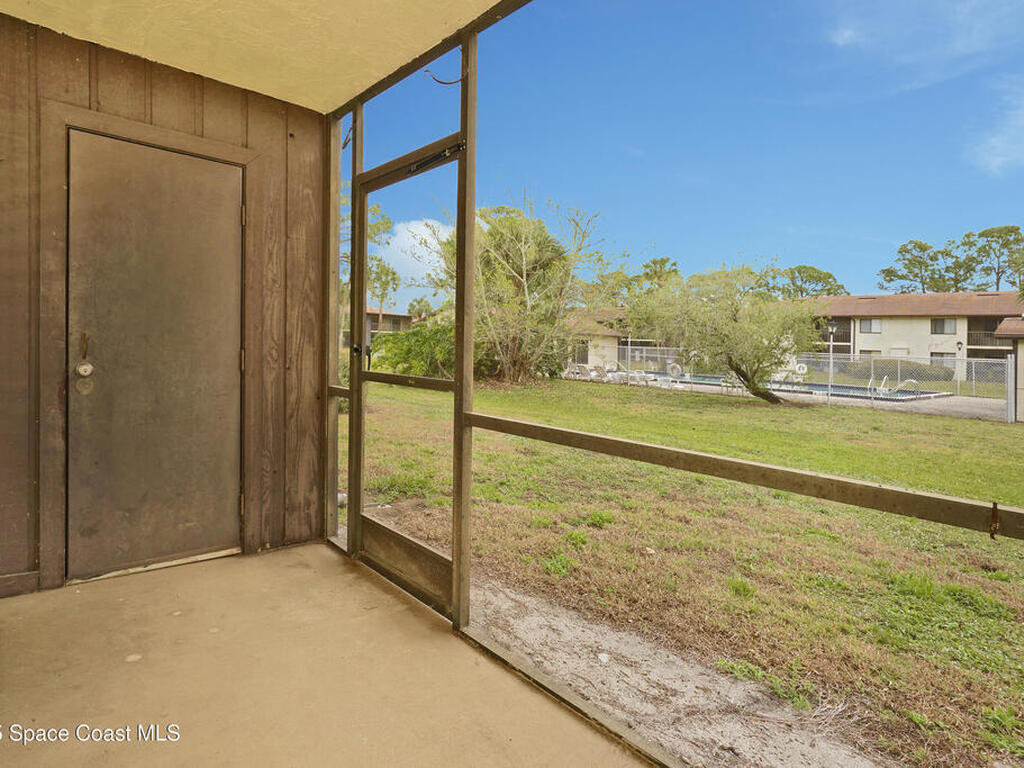 1515 Huntington Lane, Rockledge, FL 32955