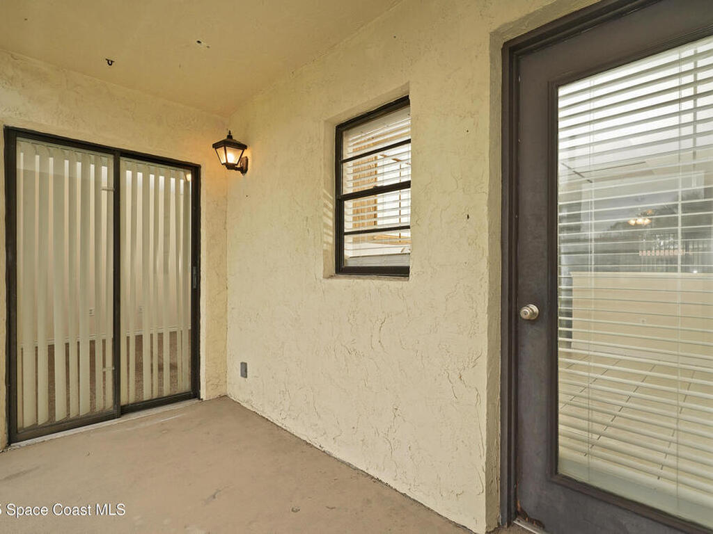 1515 Huntington Lane, Rockledge, FL 32955