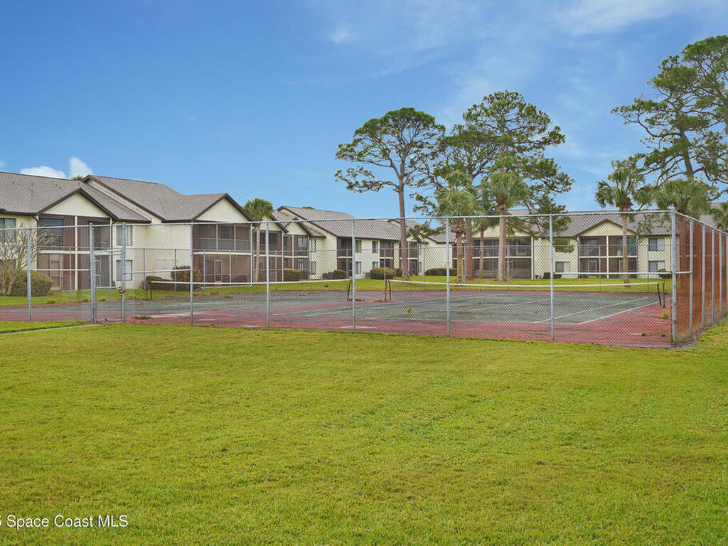 1515 Huntington Lane, Rockledge, FL 32955