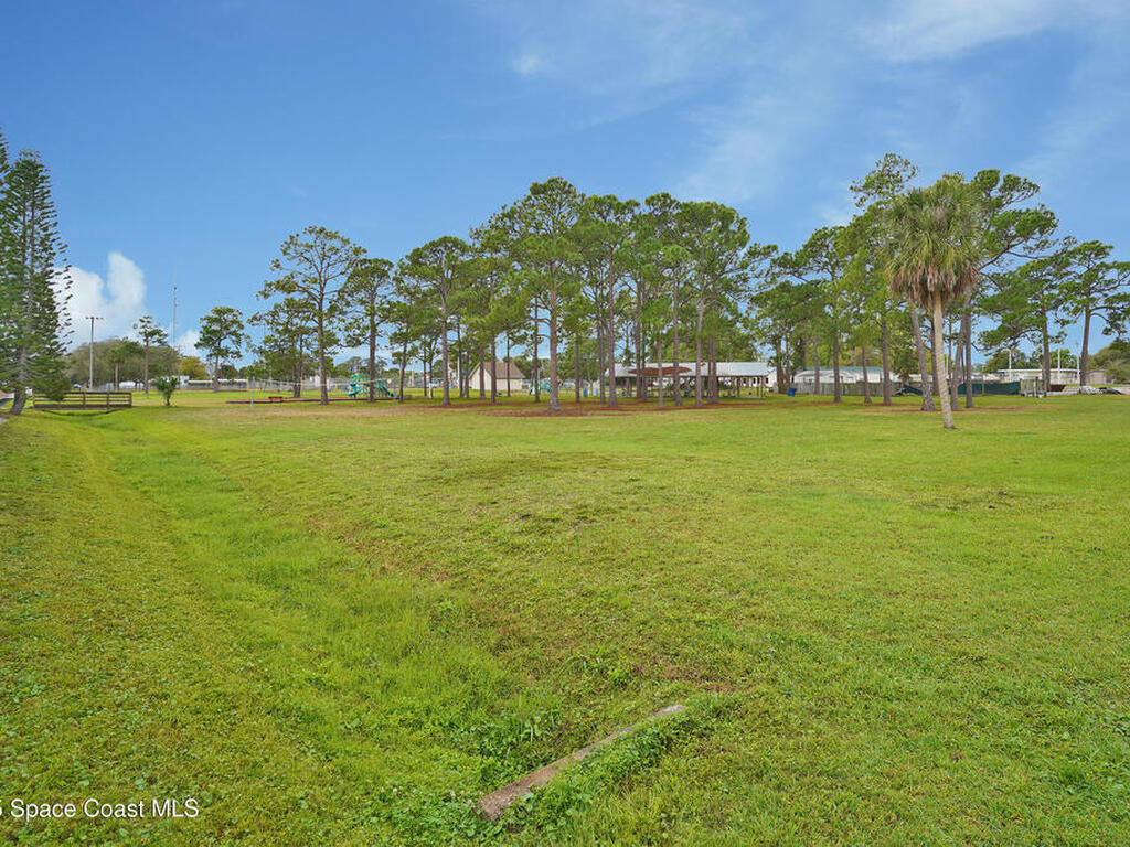 1515 Huntington Lane, Rockledge, FL 32955