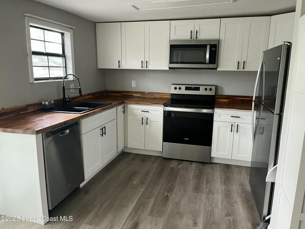 335 Saint Charles Avenue, Merritt Island, FL 32953