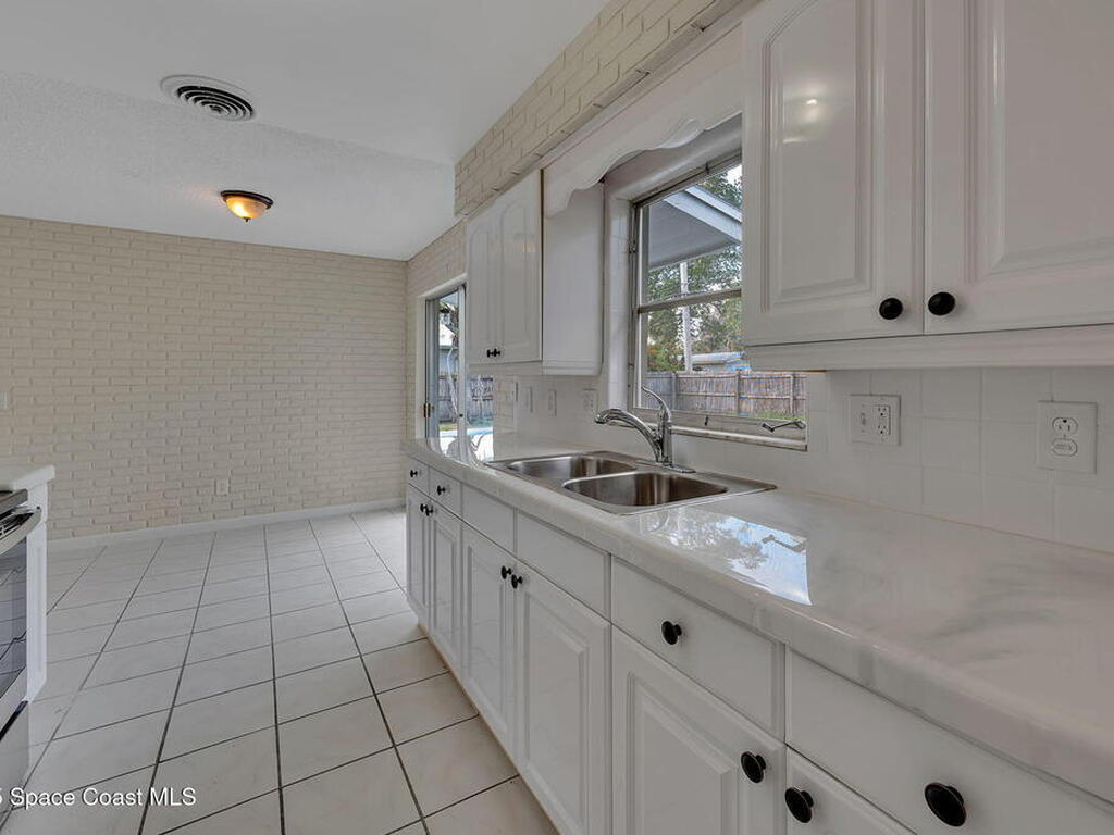 140 Brandy Lane, Merritt Island, FL 32952