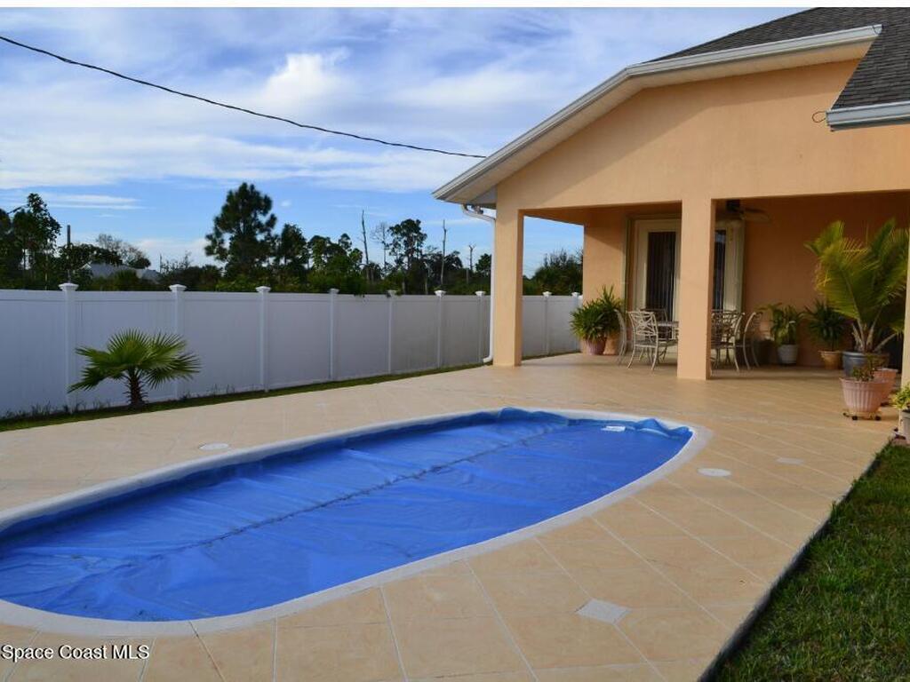 350 SW Gamrott Street, Palm Bay, FL 32908