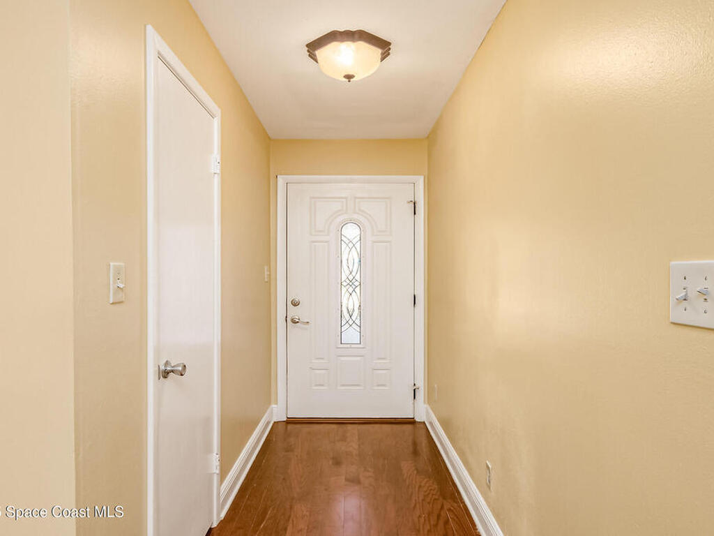 200 Jason Court, Satellite Beach, FL 32937