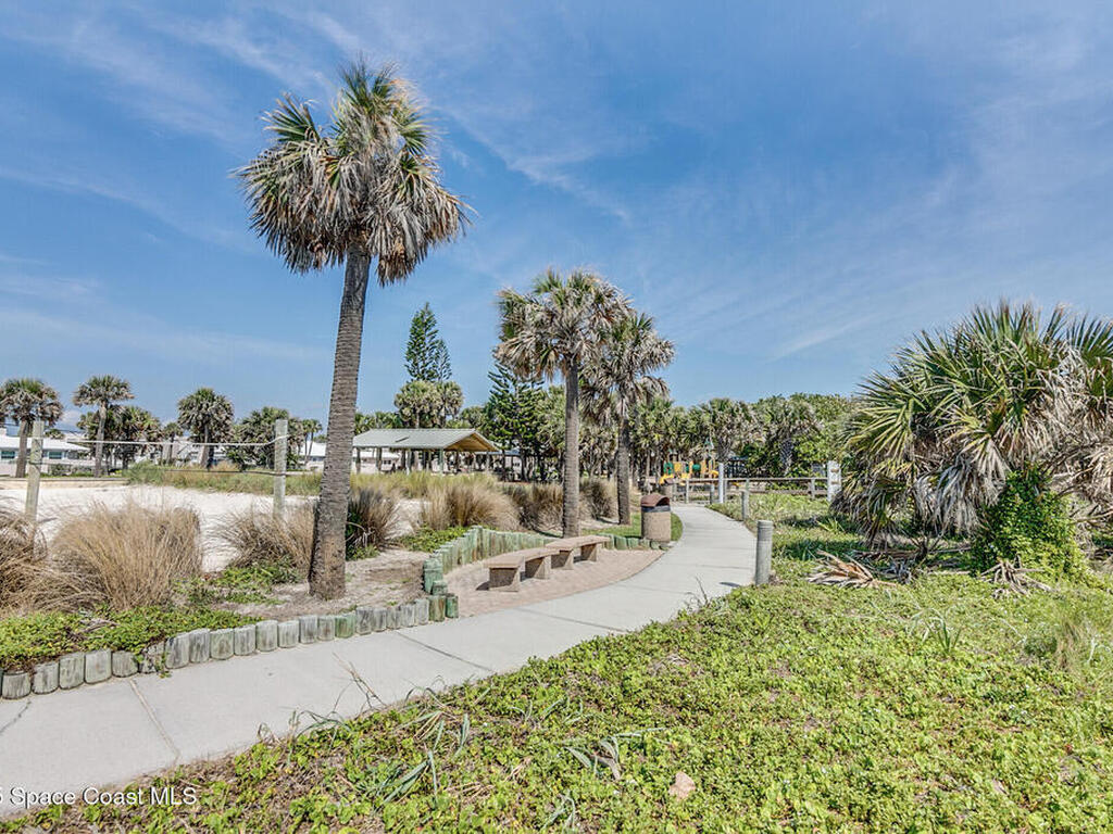 200 Jason Court, Satellite Beach, FL 32937