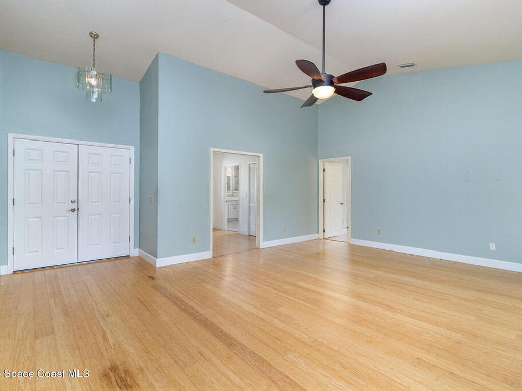 1300 Mayflower Avenue, Melbourne, FL 32940