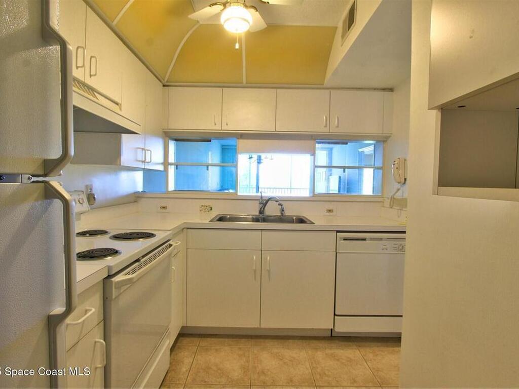 1420 Huntington Lane, Rockledge, FL 32955