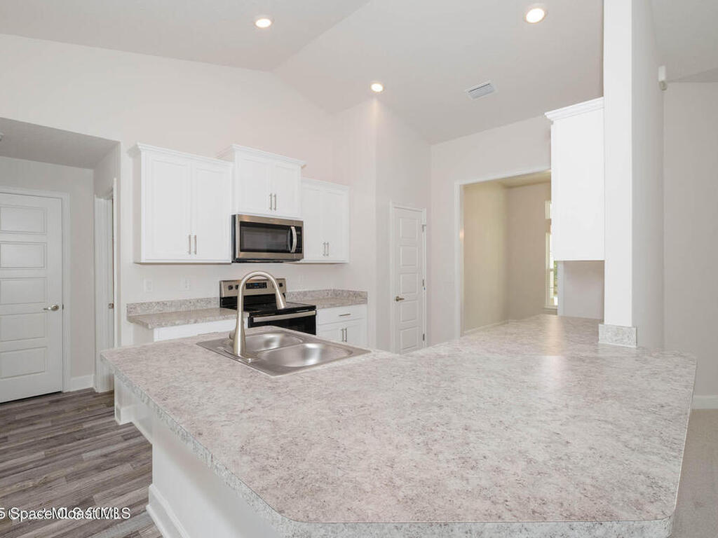 517 Winer Avenue, Palm Bay, FL 32908