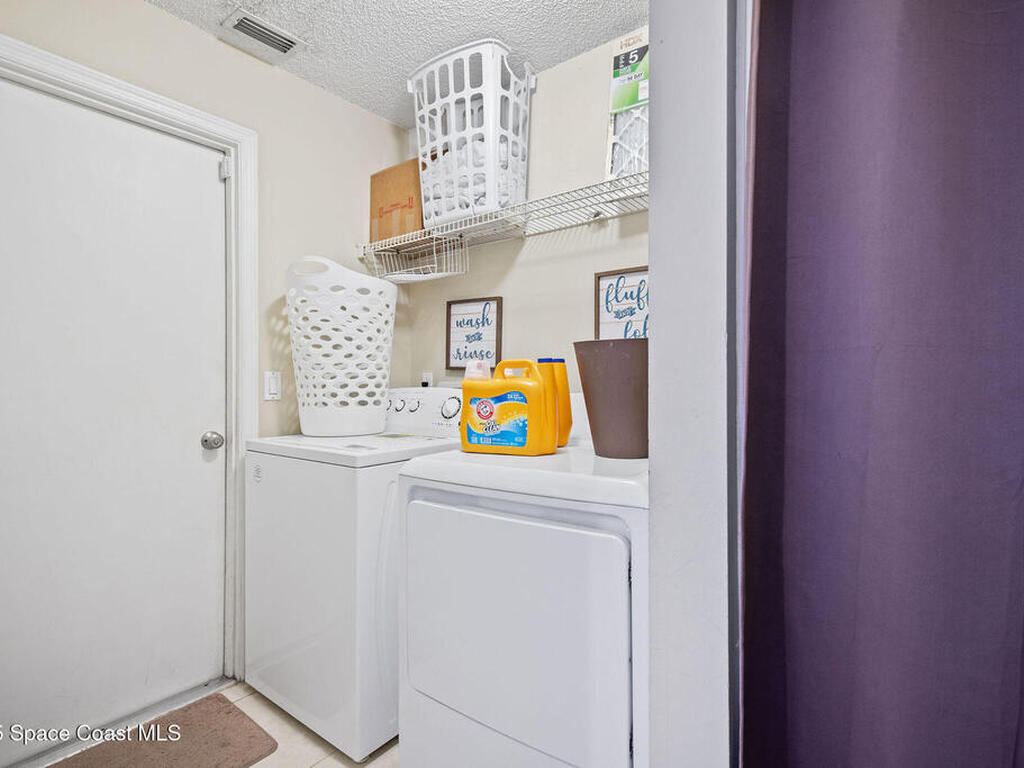 2977 Sebastian Lane, Melbourne, FL 32935