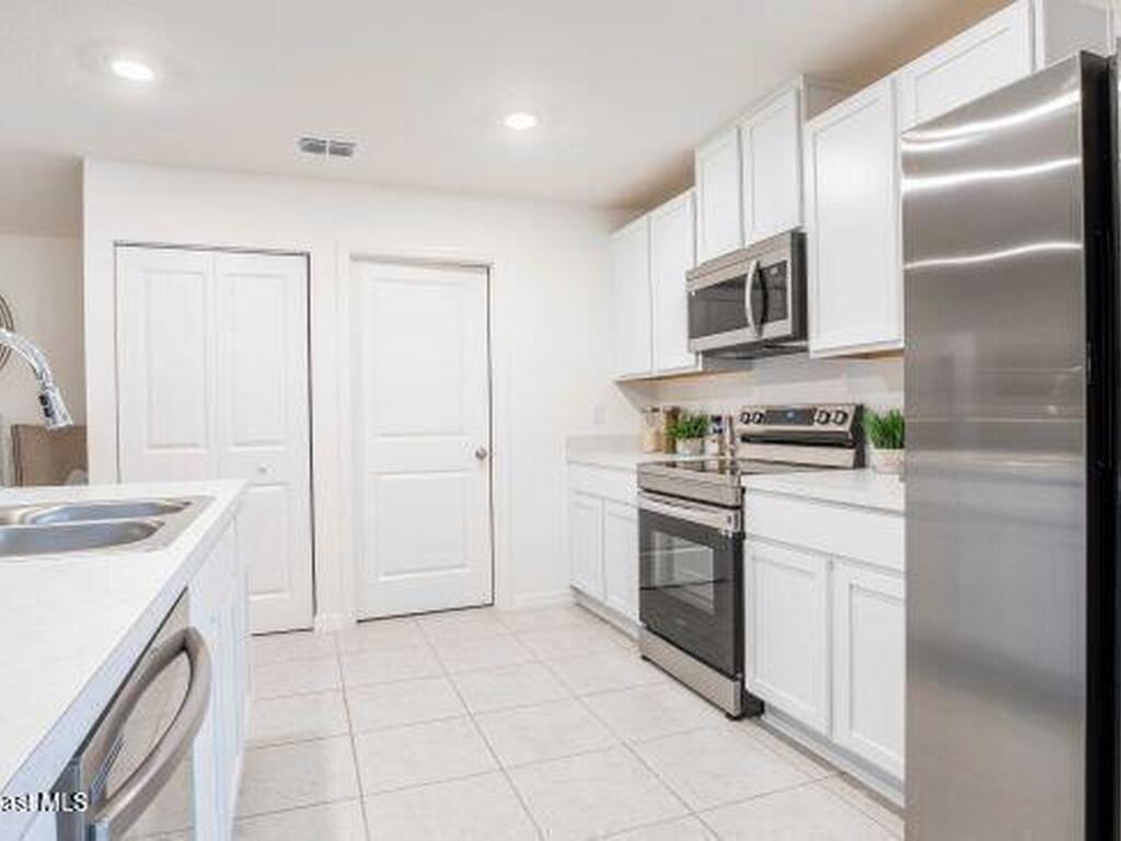 3307 Mockingbird Avenue, Palm Bay, FL 32908